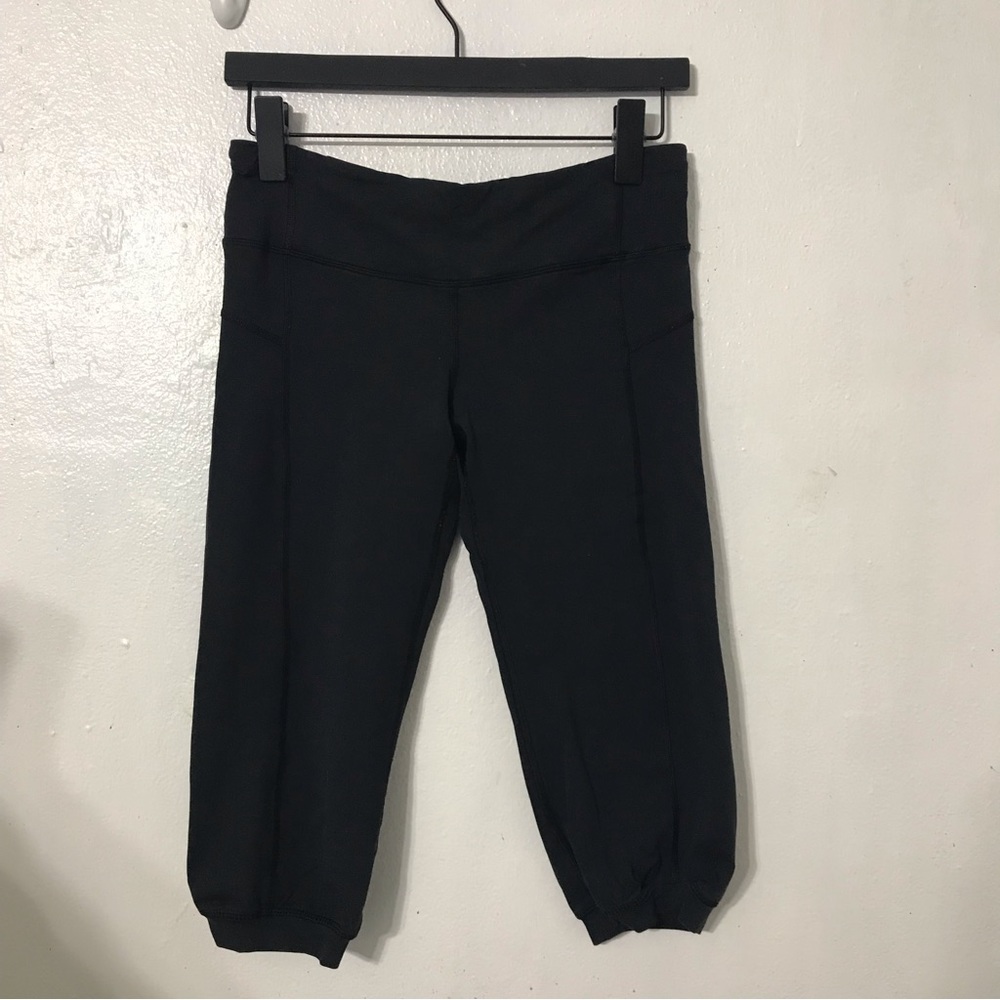 Lululemon Capri leggings size 6